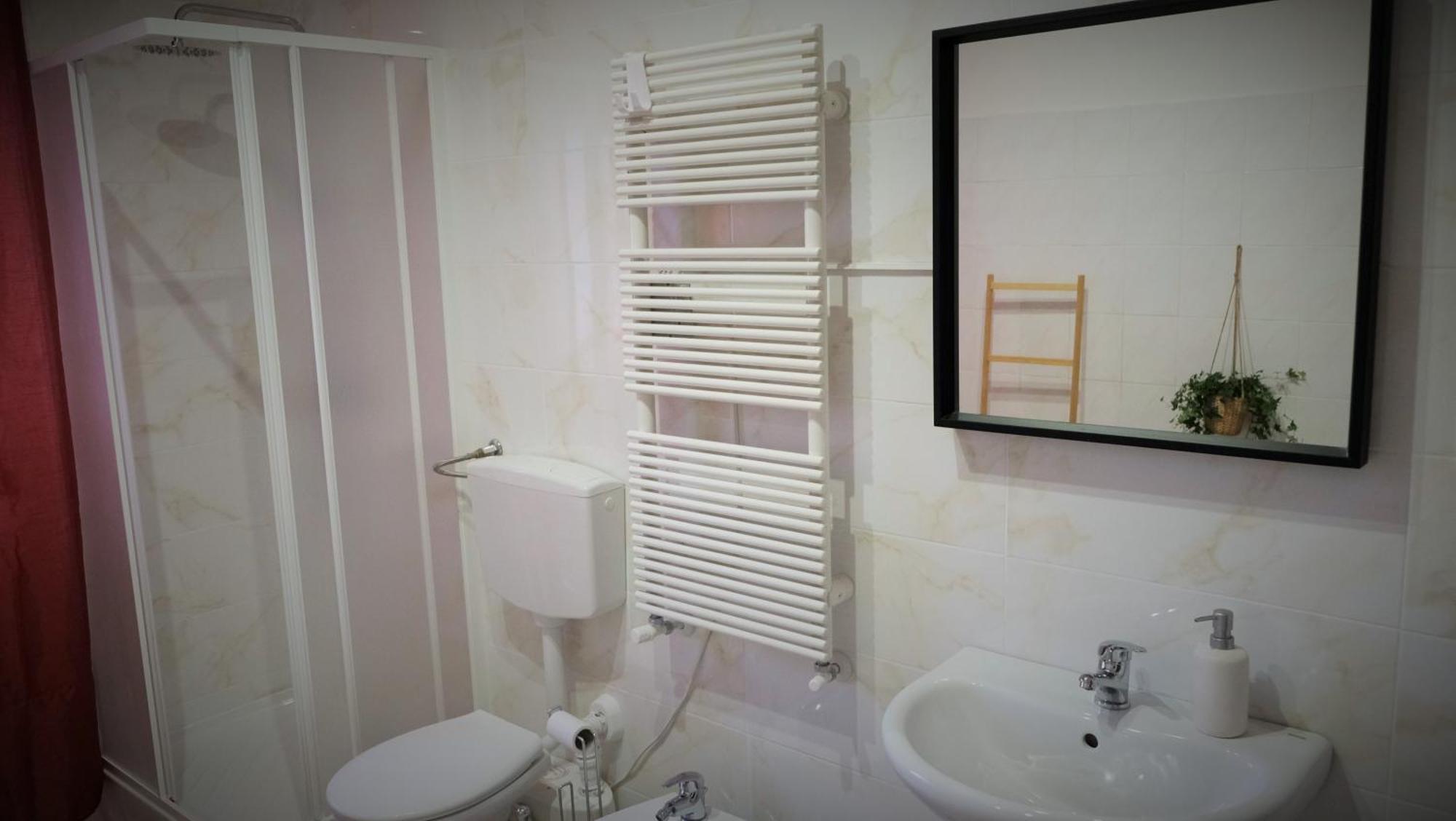Kamila Guest House Bari Exterior foto