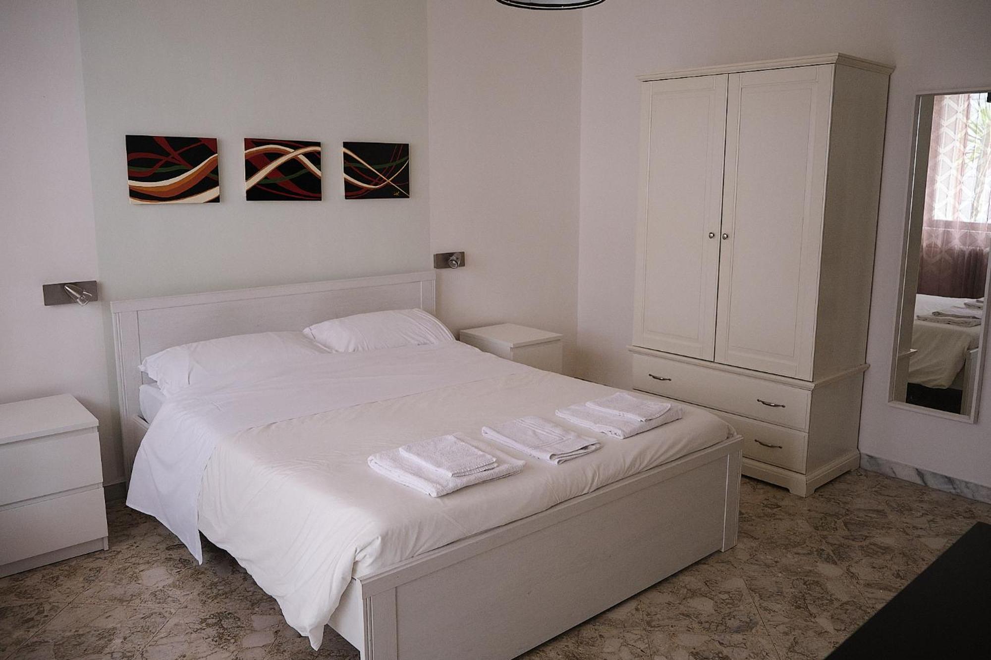 Kamila Guest House Bari Cameră foto